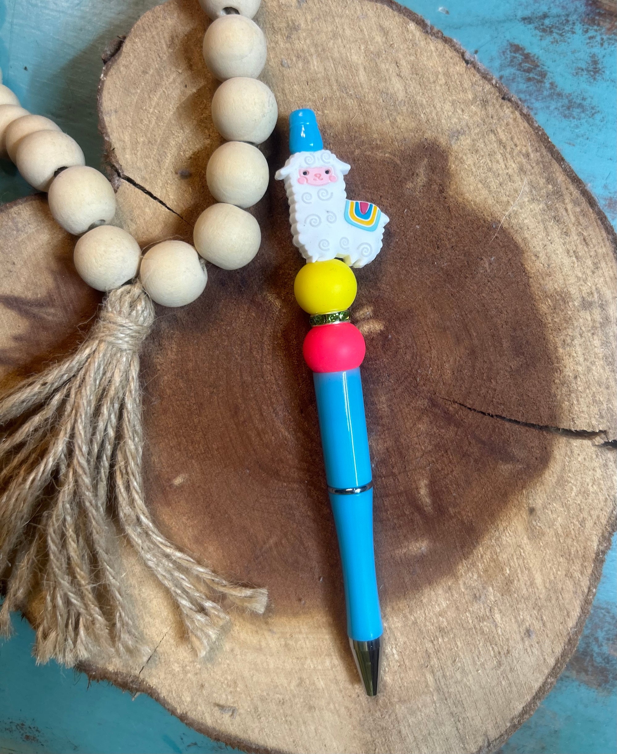 Light Blue Solid Pen Llama