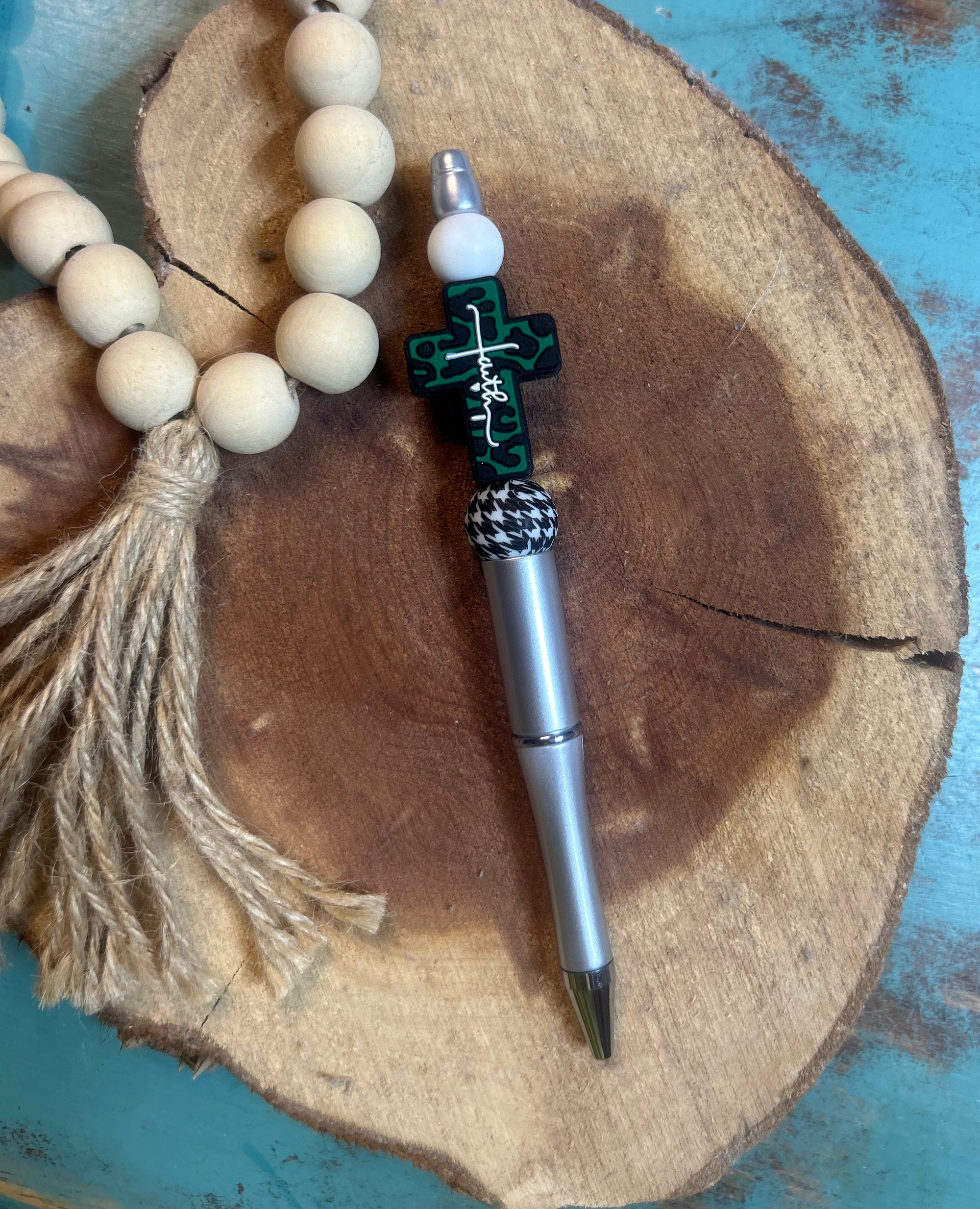 Silver Metallic Faith Cross Pen